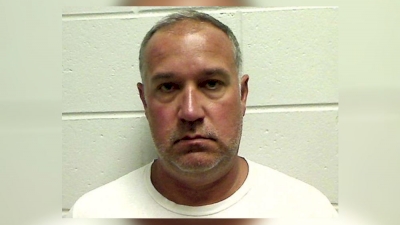 ex-georgia-deputy-pleads-guilty-to-possessing-child-porn