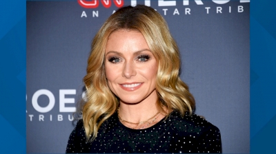 a-georgia-sheriff-fights-to-warn-children-about-sex-offenders-during-trick-or-treating-and-kelly-ripa-claps-back-at-critics