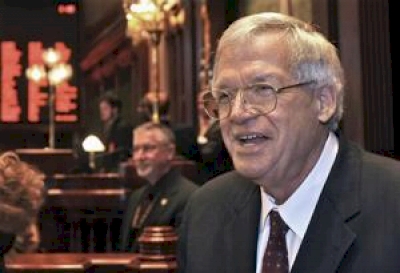 timeline-of-events-in-dennis-hastert’s-life-and-career
